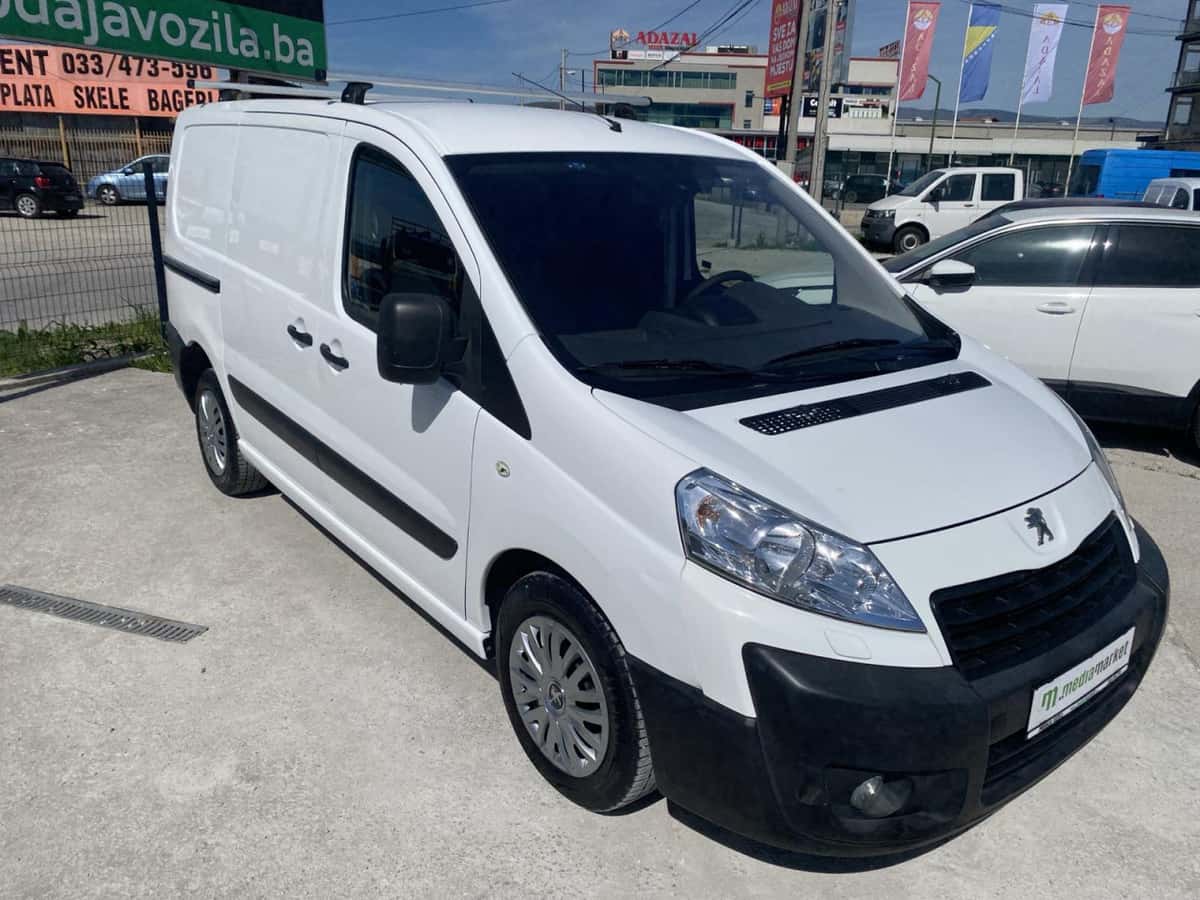 Peugeot Expert 135.514km 2016g. 3 sjedista 2.0HDi Klima Caddy