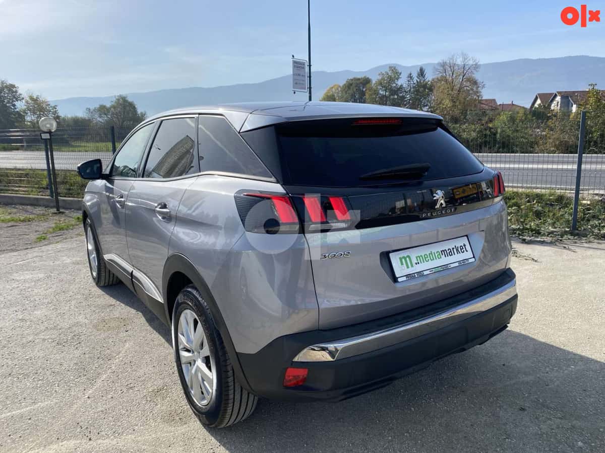 Peugeot 3008 EAT8 1.5BlueHDi 143.114km  2020g. VIRTUAL NAVI LED