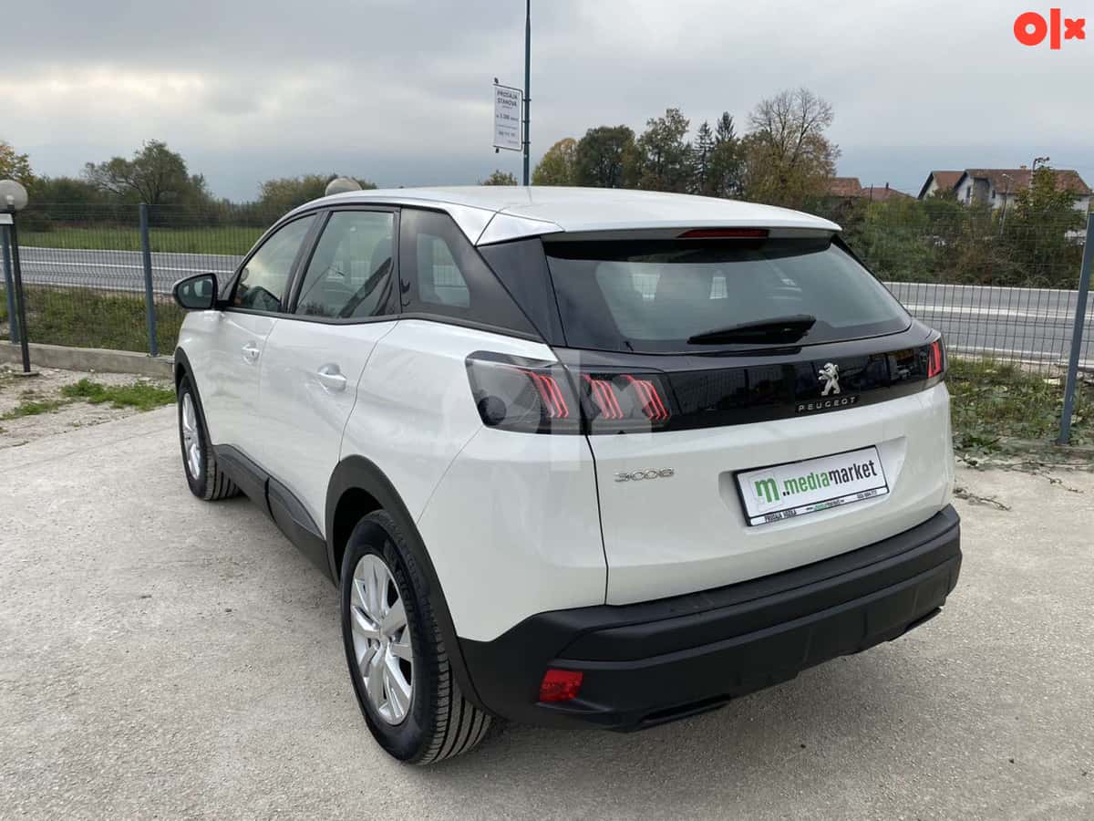 Peugeot 3008 EAT8 Automatik 2020g. 76.585km VIRTUAL NAVI LED