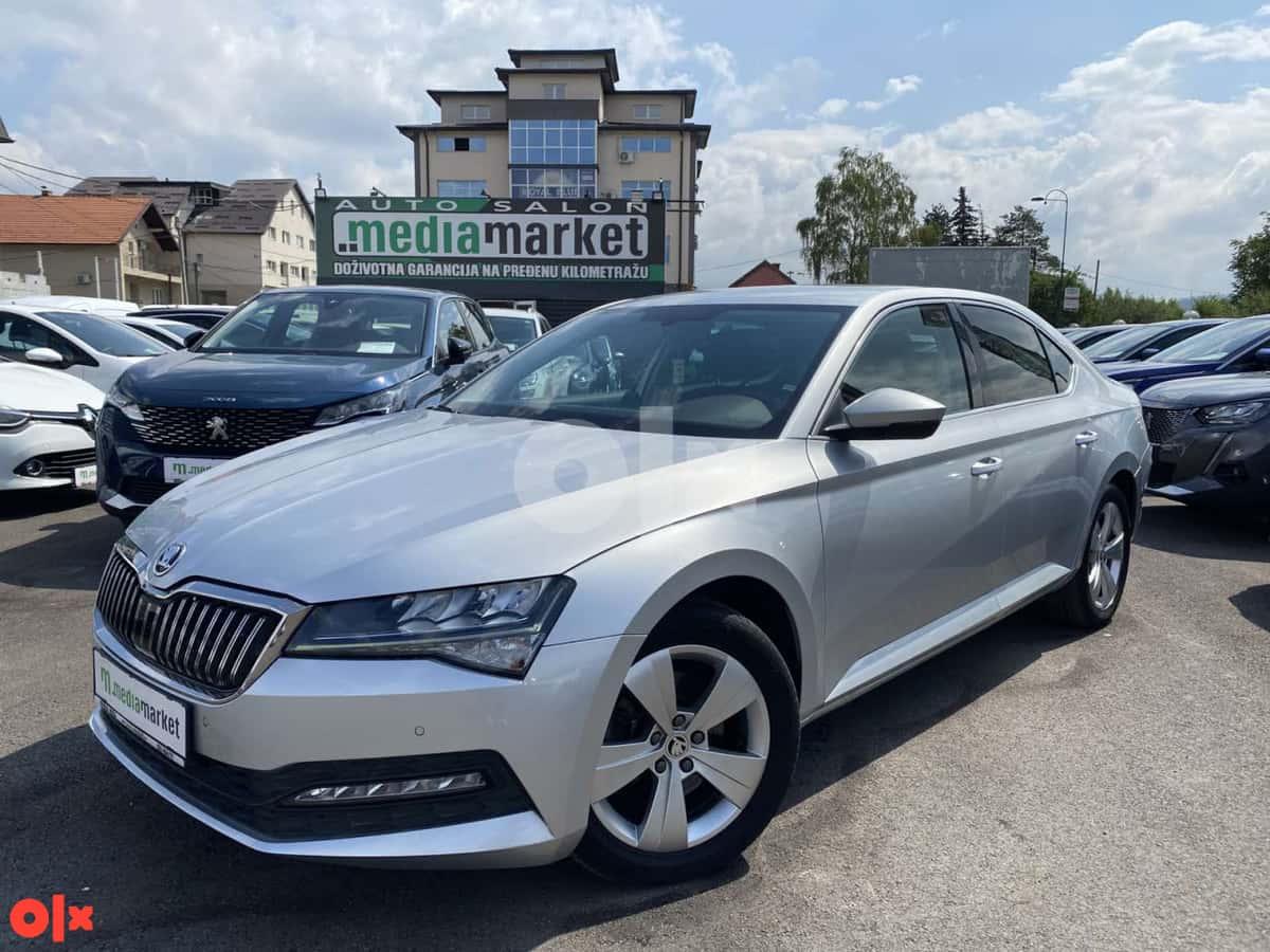 Škoda Superb Super B DSG Automatik 2.0TDI 2021g. KAMERA LED NAVI
