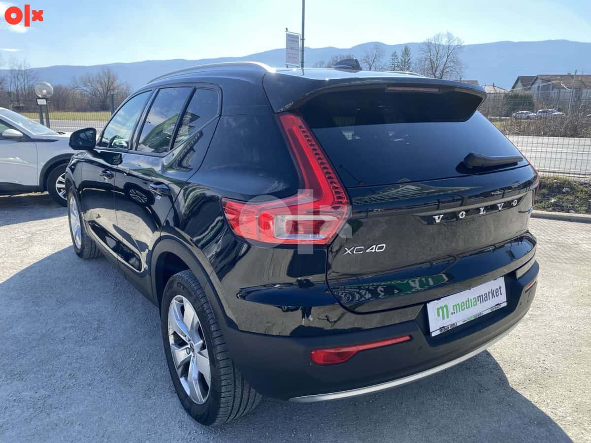 Volvo XC 40 D3 Momentum 185.749km 2020g. XC40