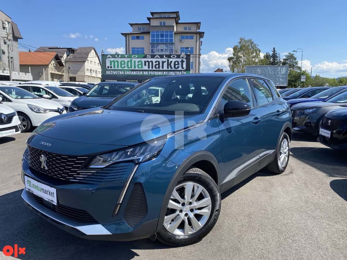Peugeot 3008 EAT8 Novi model mjenjaca 130ks 2023g. KAMERA NAVI