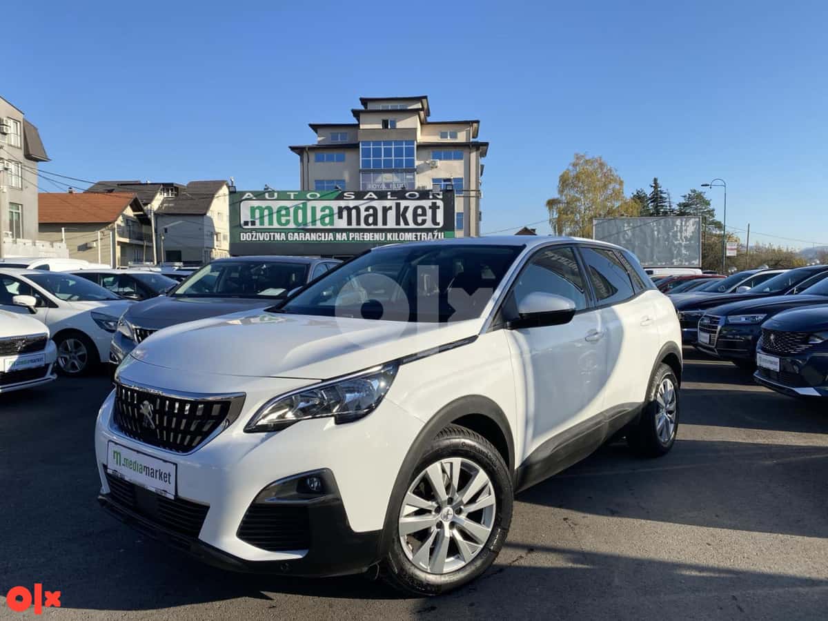 Peugeot 3008 EAT8 Automatik Business 130ks 2020g. VIRTUAL NAVI