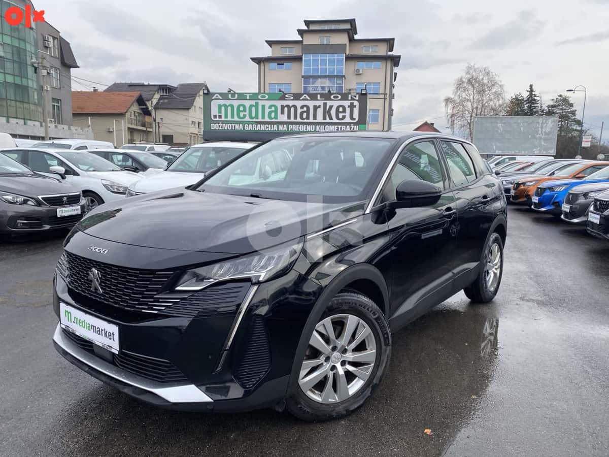 Peugeot 3008 EAT8 Automatik 96.861km 130ks 2022g. VIRTUAL KAMERA