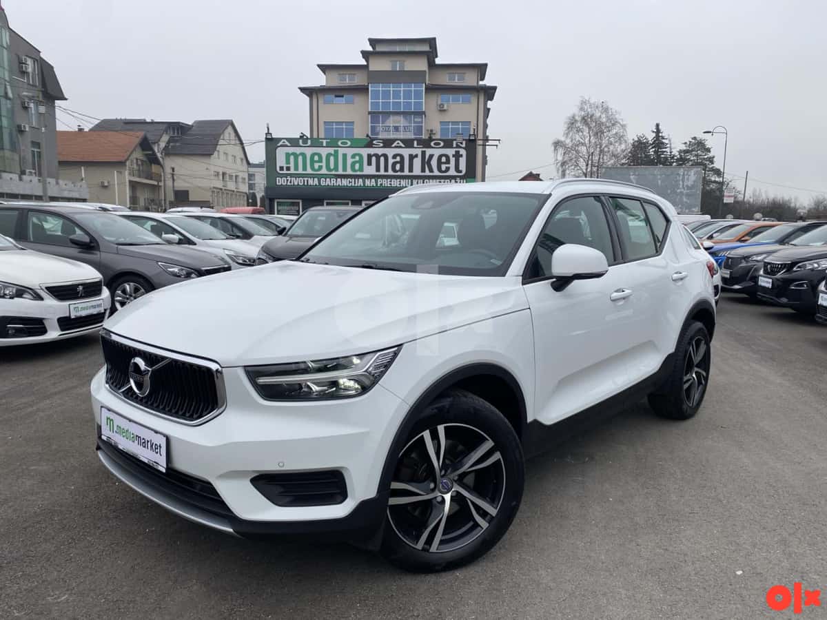 Volvo XC 40 D3 AWD Automatik Business Plus 110kw 2020g. LED XC40