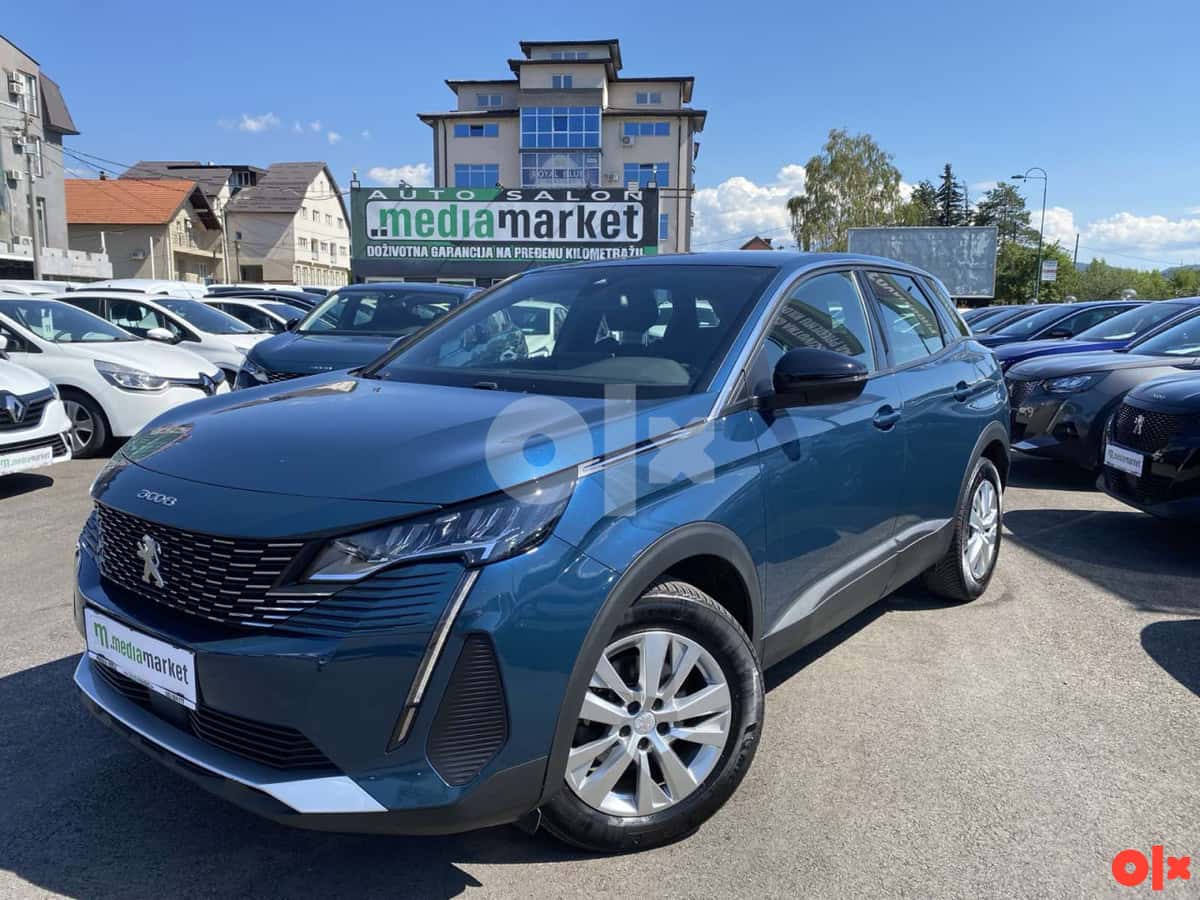 Peugeot 3008 EAT8 Novi model mjenjaca 130ks 2023g. KAMERA NAVI