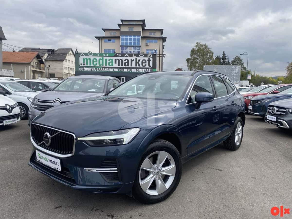 Volvo XC 60 B4 Momentum Pro 2022g. 49.791km VIRTUAL KAMERA XC60