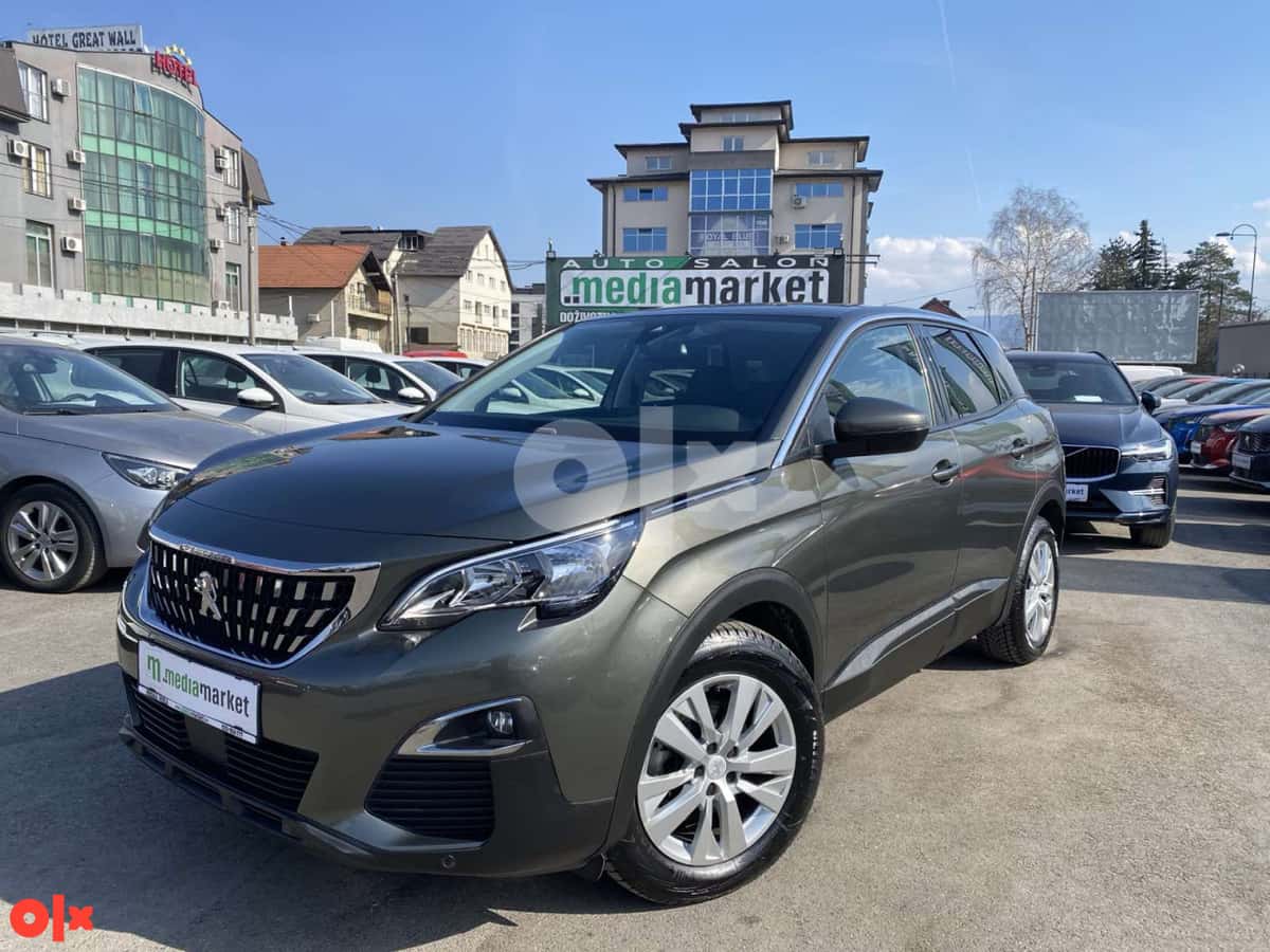 Peugeot 3008 EAT8 Automatik Business 1.5BlueHDi 130ks VIRTUAL LED