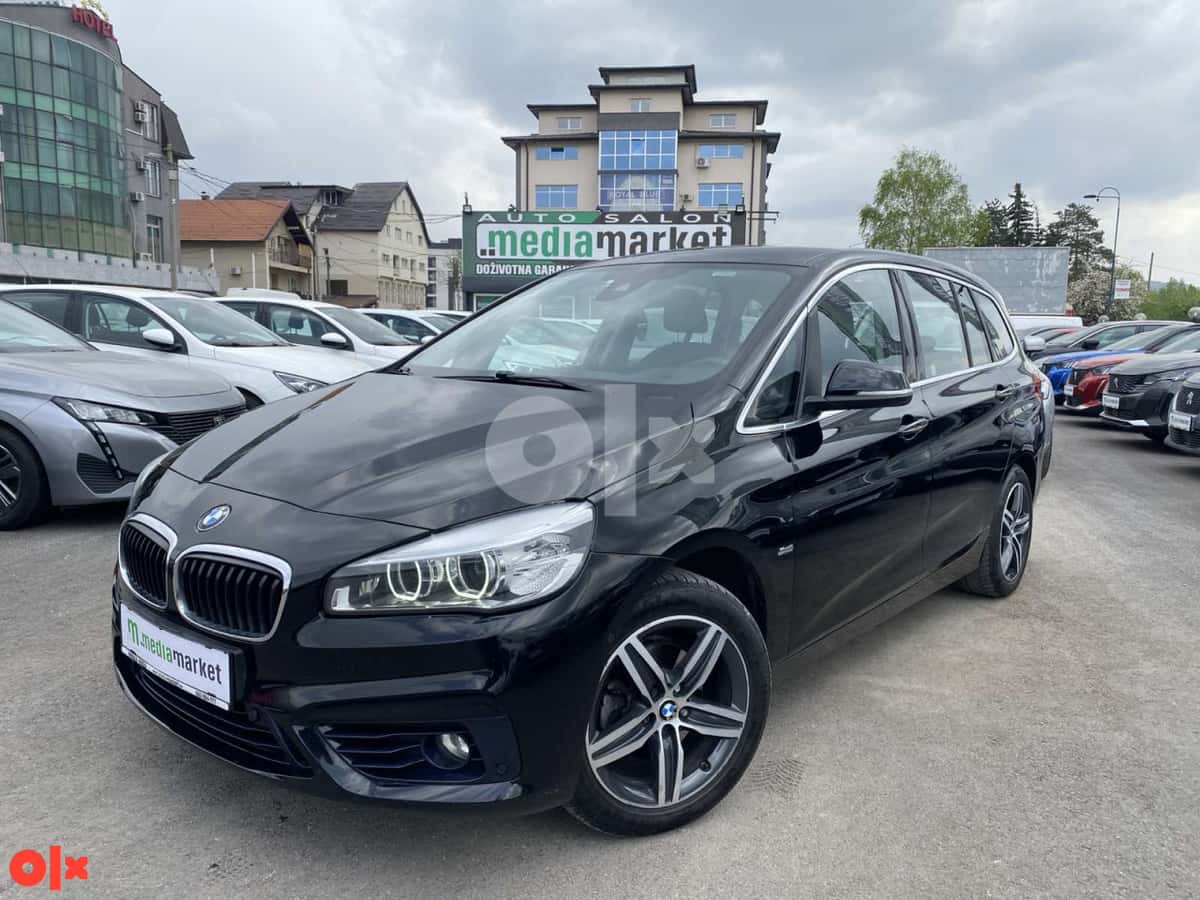 BMW 216d Gran Tourer 1.5 85kW 2016g. Navigacija LED