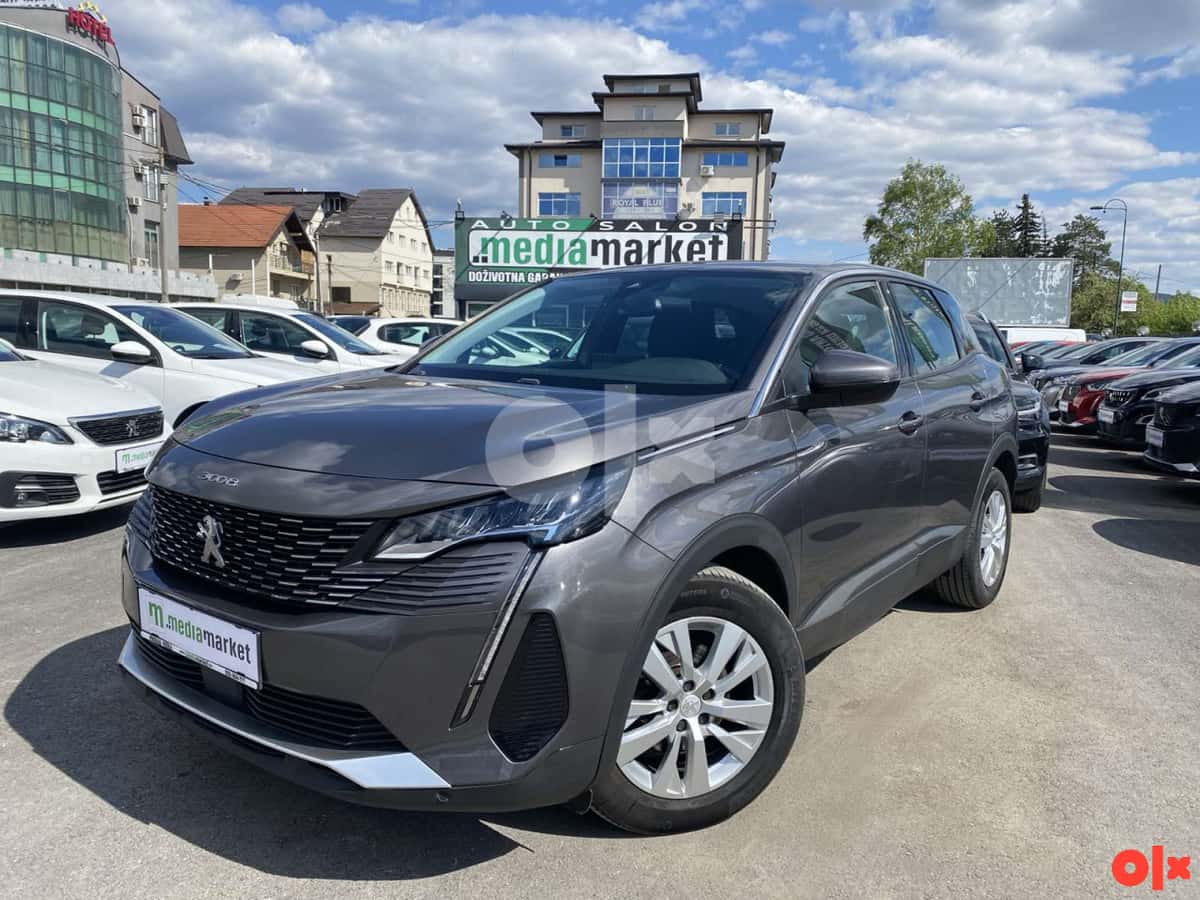Peugeot 3008 EAT8 Automatik 1.5BlueHDi 130ks KAMERA VIRTUAL
