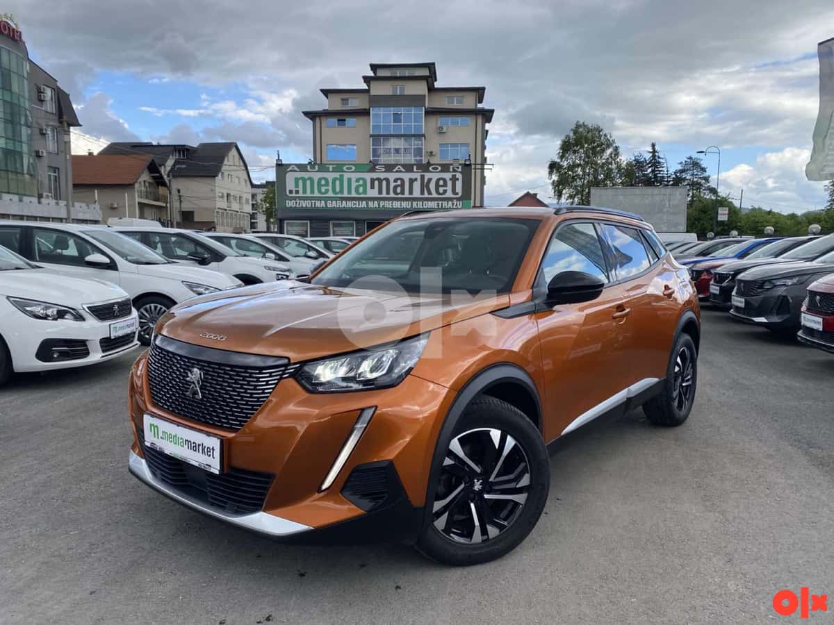 Peugeot 2008 Allure 1.5BlueHDi EAT8 Novi model mjenjaca LED
