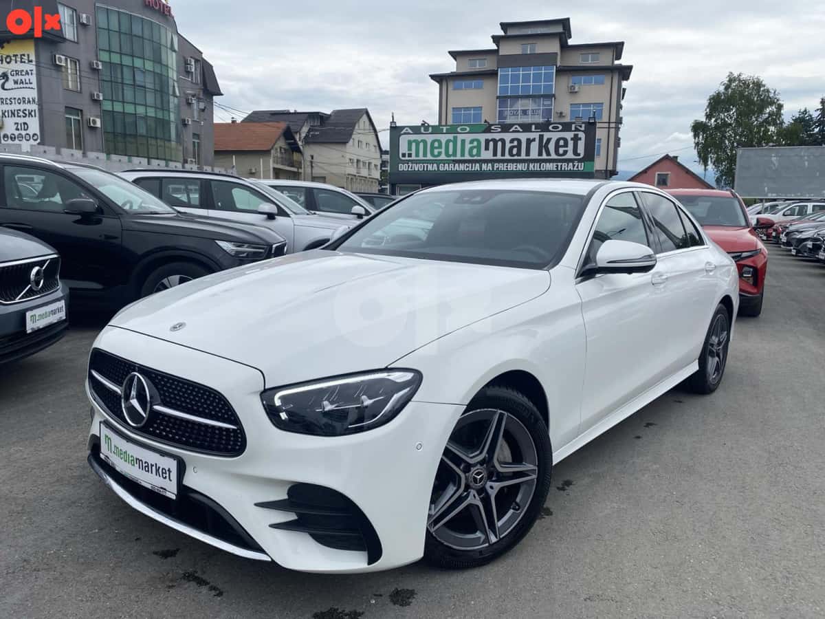 Mercedes E 4matic 220d 2022g.107.206km AMG PremiumPlus 360* Distr