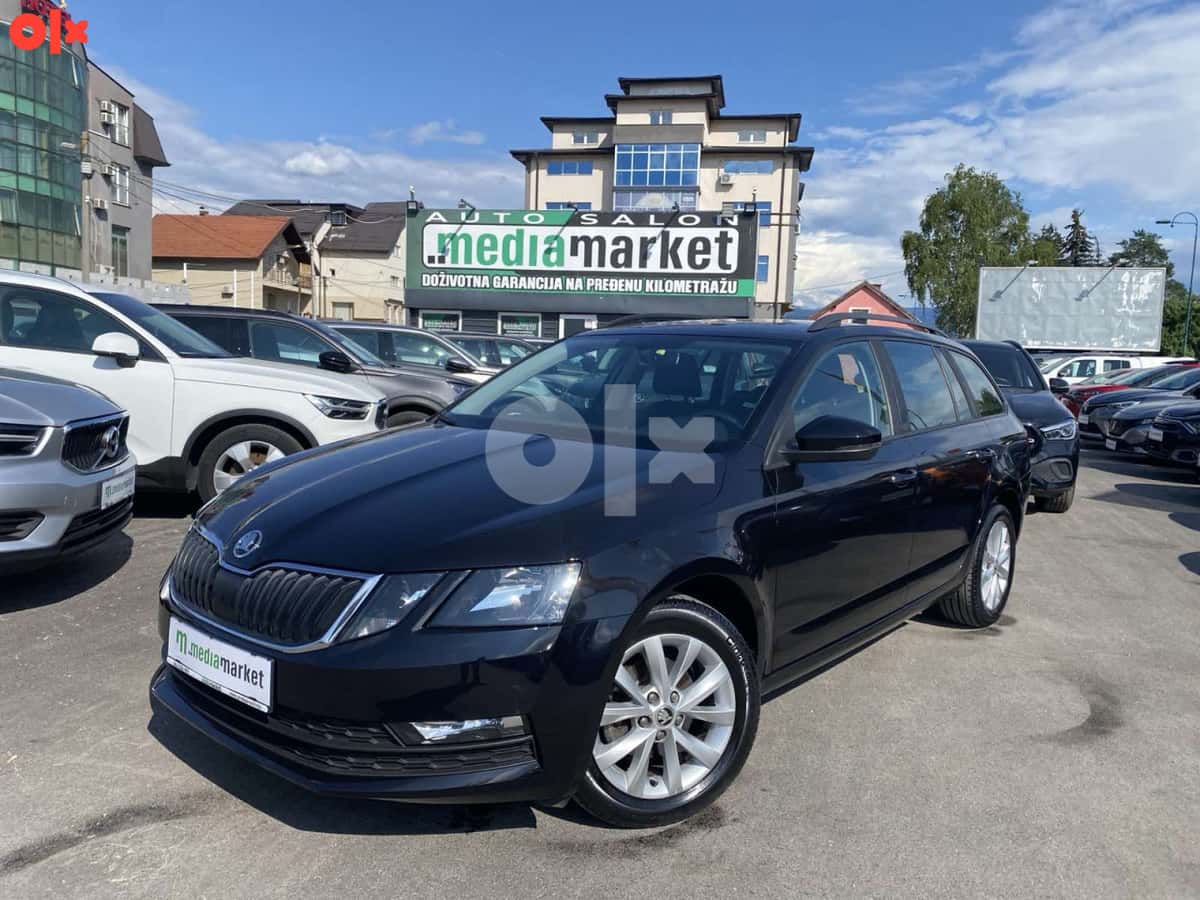 Škoda Octavia Combi Executive MT 1.6 TDI 2020g. Navigacija LED
