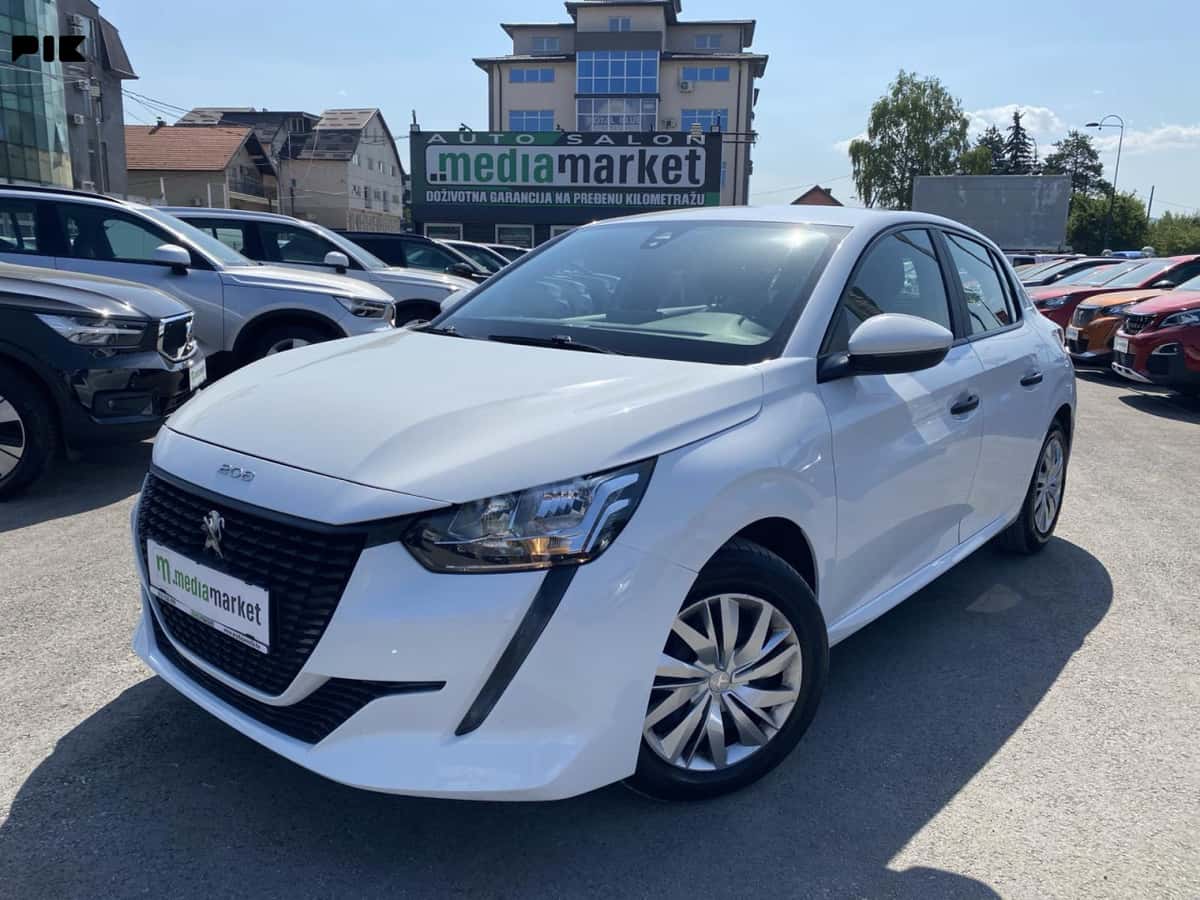 Peugeot 208 MT 1.5BlueHDi 2021g. Navigacija Park senzori