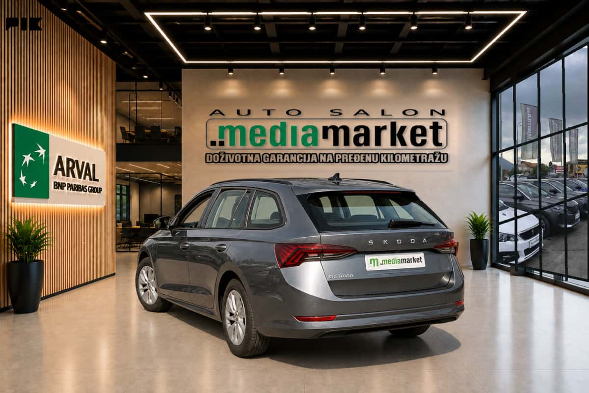 Škoda Octavia Combi 2.0 TDI MT 2023g. Virtual Kamera
