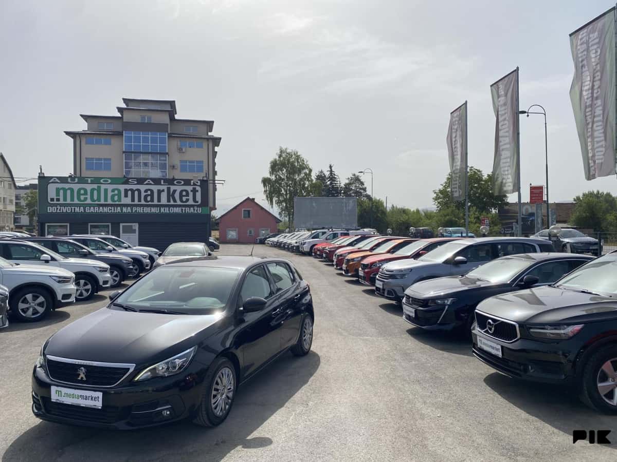 Peugeot 308 1.5BlueHDi MT 75kw 2020g. Virtual LED Navigacija