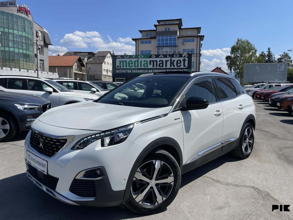 Peugeot 3008 GT Line 1.5BlueHDi 121.887km 8mm lanac Pano Kamera
