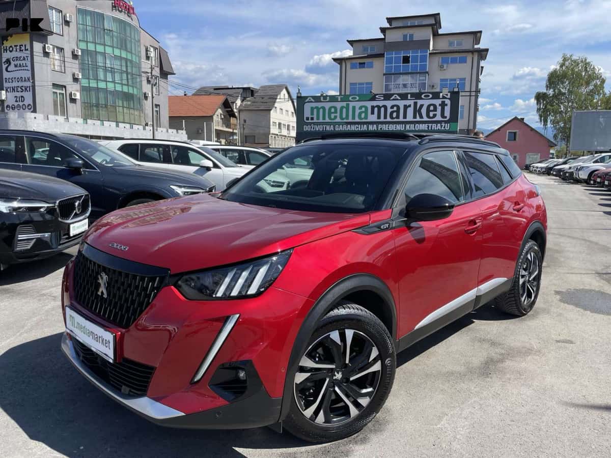 Peugeot 2008 GT EAT8 2022g. Novi model mjenjaca Panorama Kamera