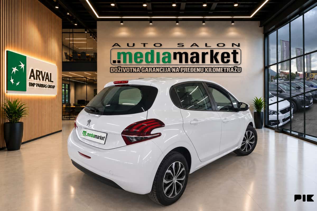 Peugeot 208 1.5BlueHDi 75kw MT 2020g. 115.454km Navigacija