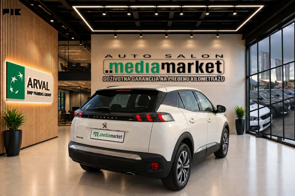 Peugeot 2008 1.5BlueHDi MT 81kw 2022g. Navigacija