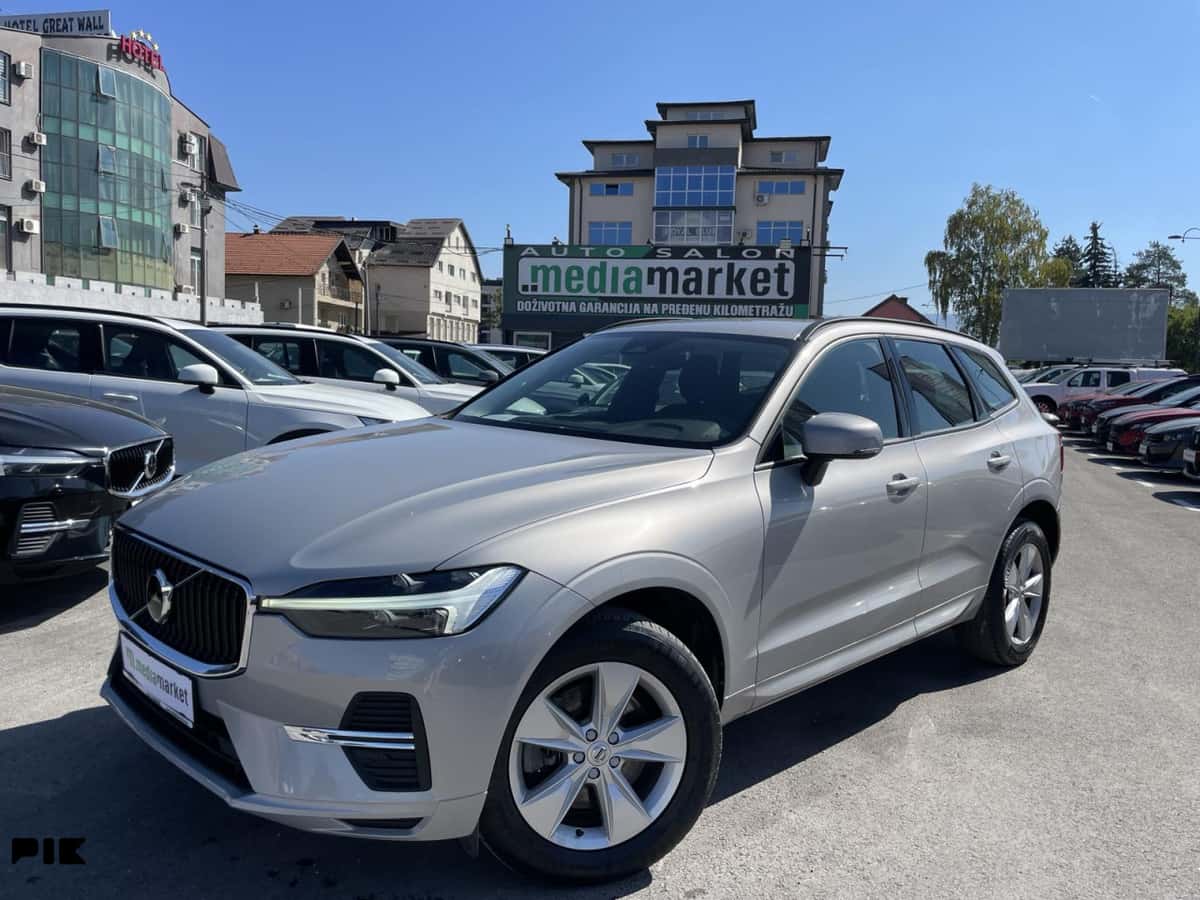 Volvo XC60 XC 60 B4 2.0 AWD 2023g. 134.140km Virtual Navi LED