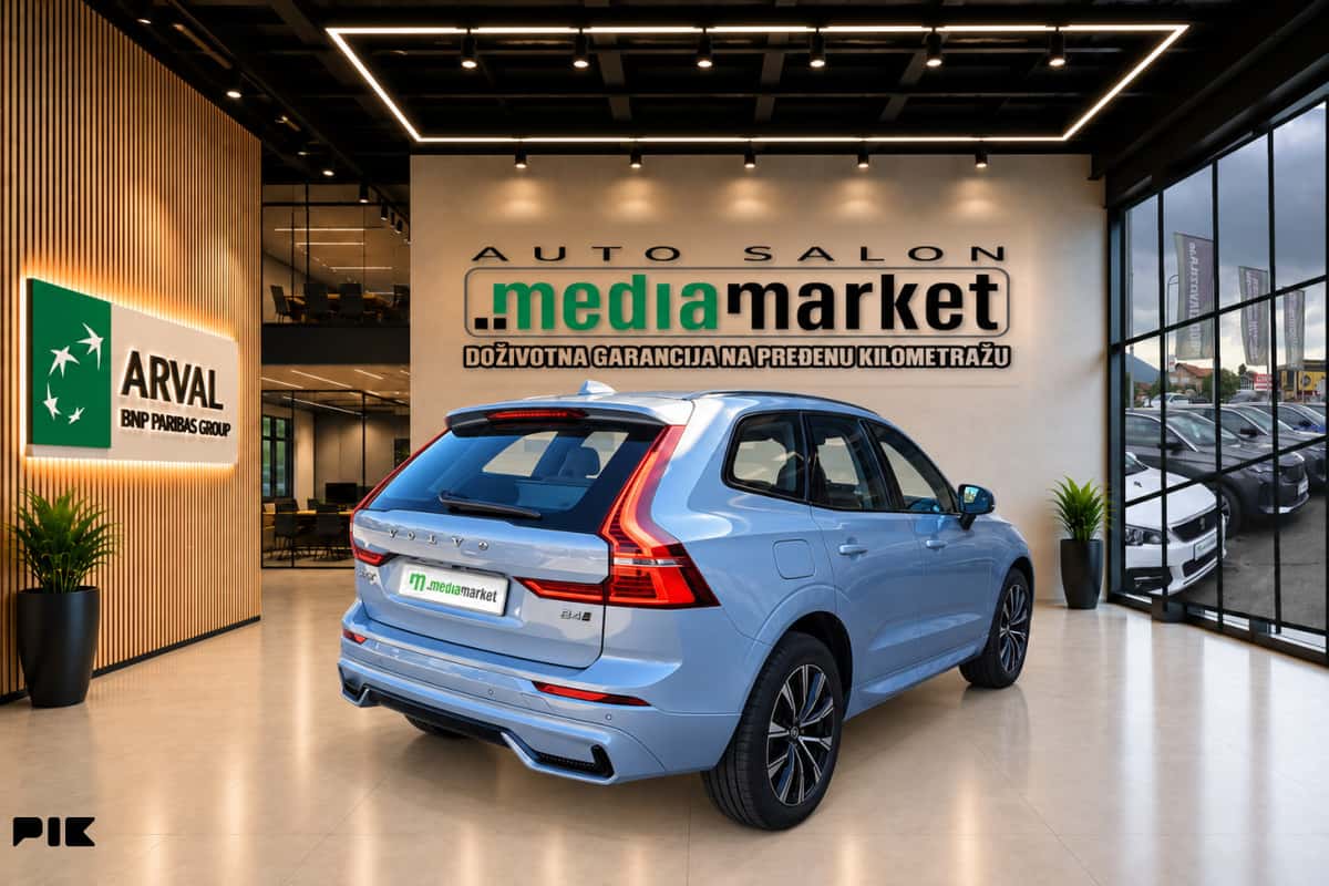 Volvo XC60 XC 60 AWD 2.0 R-design Plus Dark 2023g Panorama Kamera