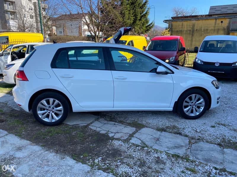 Golf 7 VII 1.6TDI Xenon Distronic Webasto Alu felge